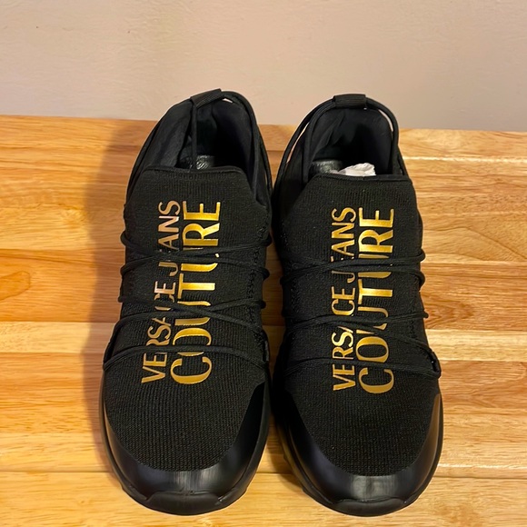 Versace Other - VERSACE — LOGO RUNNER SNEAKERS
